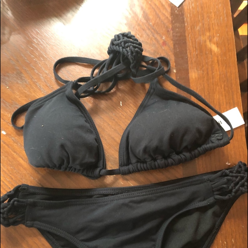 Size small billabong bikini